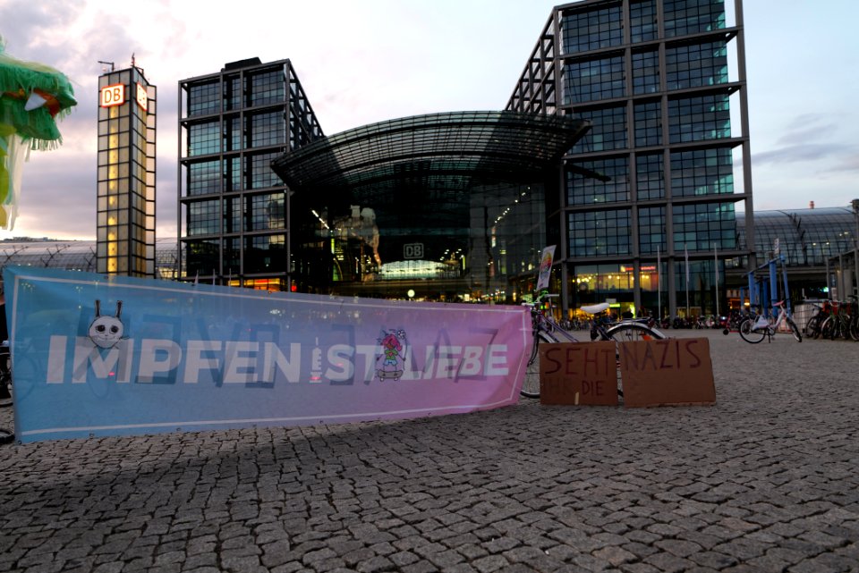 Antifascist protest Washingtonplatz Berlin 2020-08-29 08
