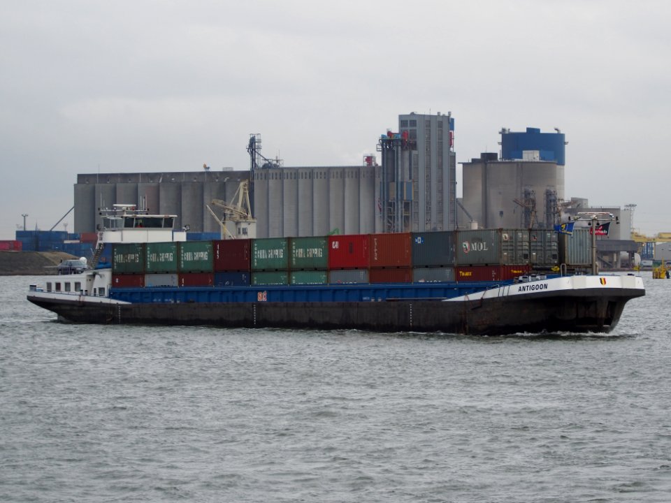 Antigoon (ship, 2002) Port of Antwerp pic1