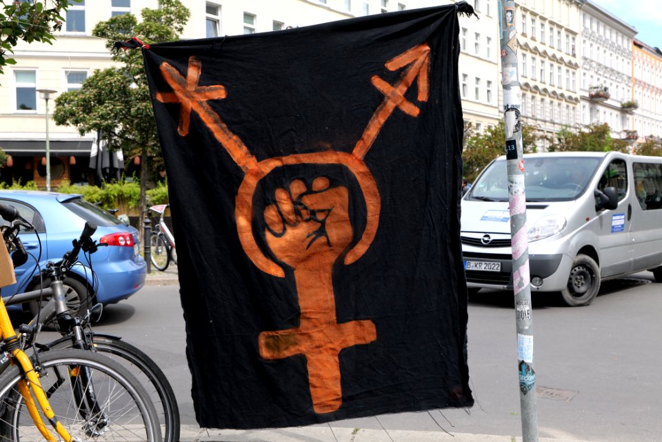 Antifascist protest next to Mauerpark Berlin 2020-05-30 04