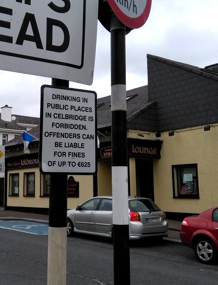 Anti-public drinking sign in Celbridge, Ireland