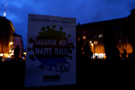 Antifascist protest Rosa-Luxemburg-Platz Berlin 2020-12-30 06