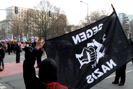 Antifascist protest in front of pro fascist protest Dresden 2020-02-15 12