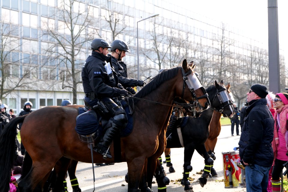 Antifascist protest Dresden 2020-02-15 blockade St. Petersburger Straße 07