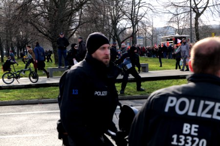 Antifascist protest Dresden 2020-02-15 blockade St. Petersburger Straße 02