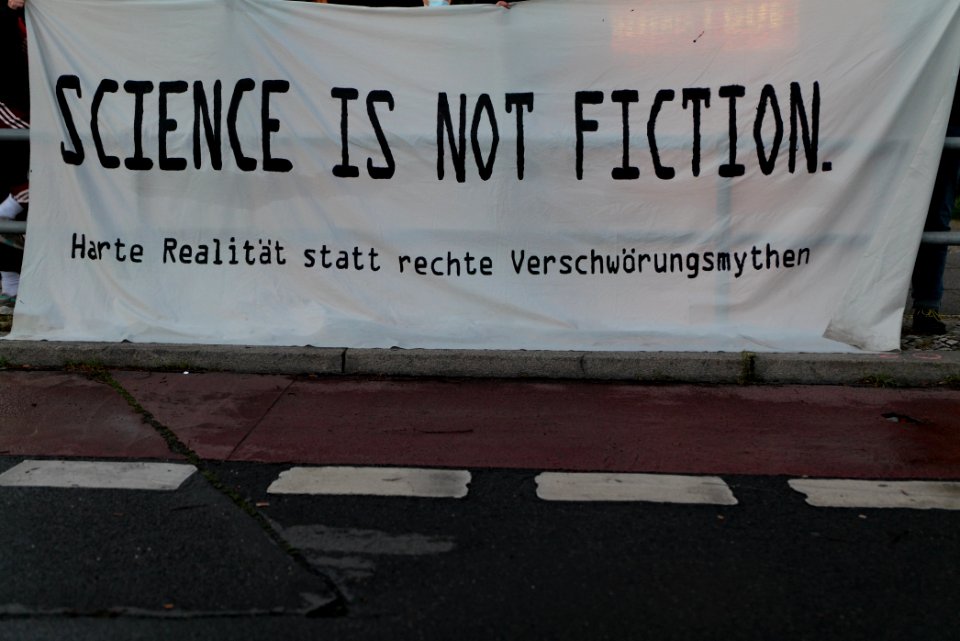 Antifascist protest Theodor-Heuss-Platz Berlin 2021-05-21 01