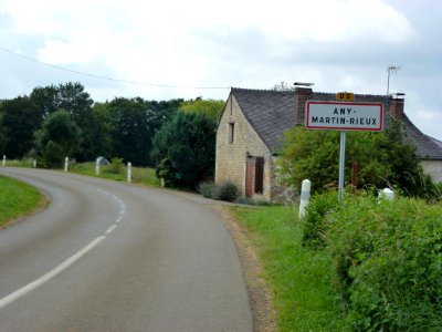 Any-Martin-Rieux (Aisne) city limit sign
