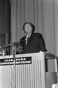 ANWB Recreatiedag, Utrecht, Hookway aan het woord, Bestanddeelnr 925-2004