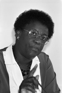 Antiliaanse premier mevrouw Liberia Peters tijdens persconferentie, close, Bestanddeelnr 934-2715