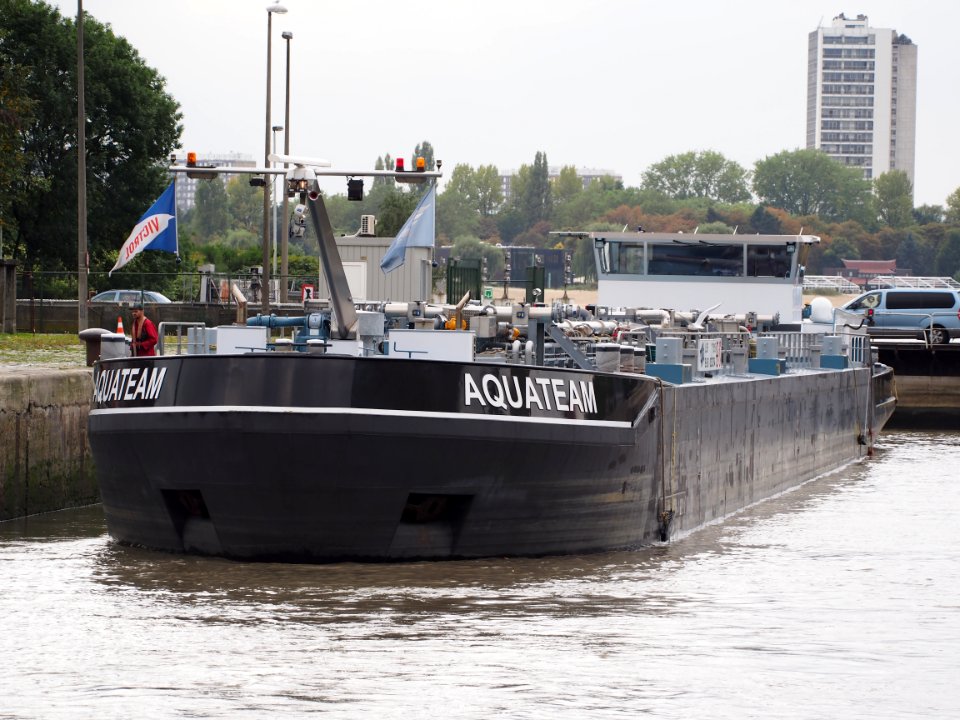 Aquateam (ship, 2010) ENI 02333764, Royerssluis, Port of Antwerp 