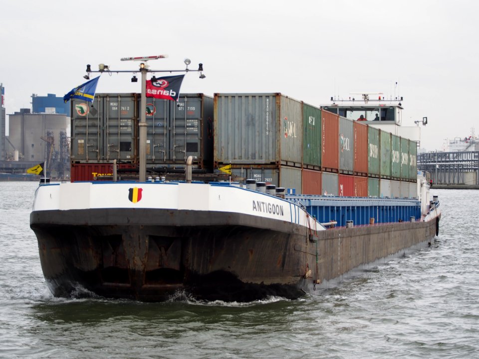 Antigoon (ship, 2002) Port of Antwerp pic7