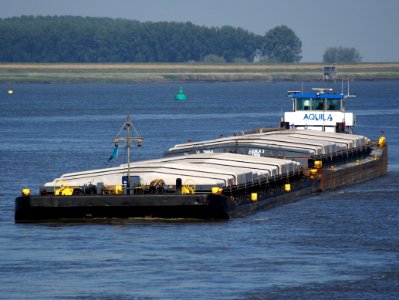 Aquila - ENI 02309873, Aquila 2 - ENI 02327601, Aquila 3 - ENI 02327160 accessing Zandvlietsluis, Port of Antwerp