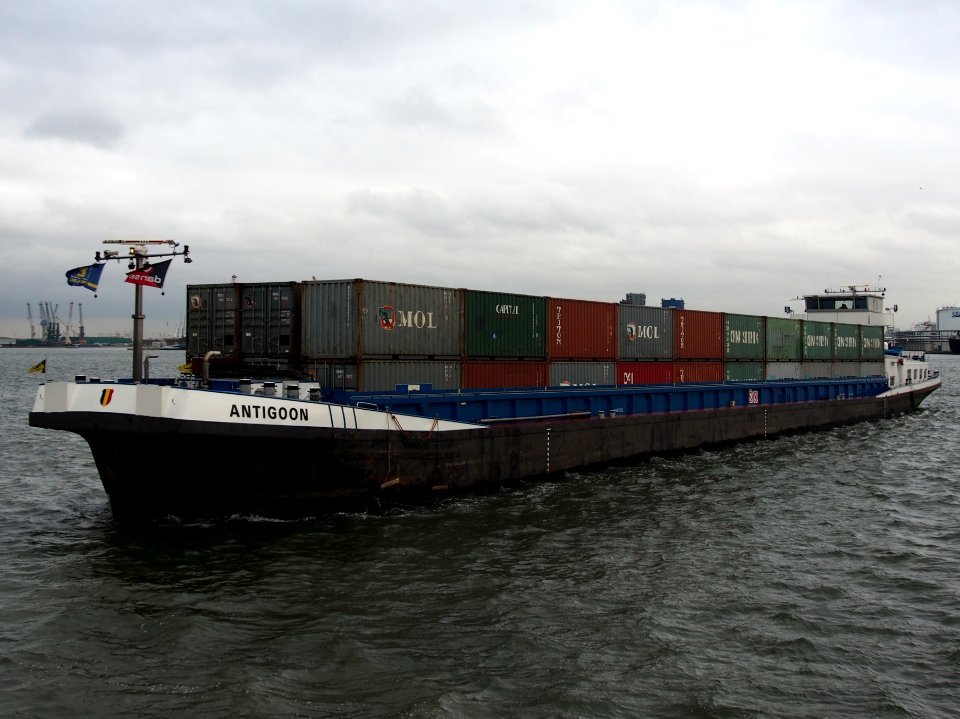 Antigoon (ship, 2002) Port of Antwerp pic3