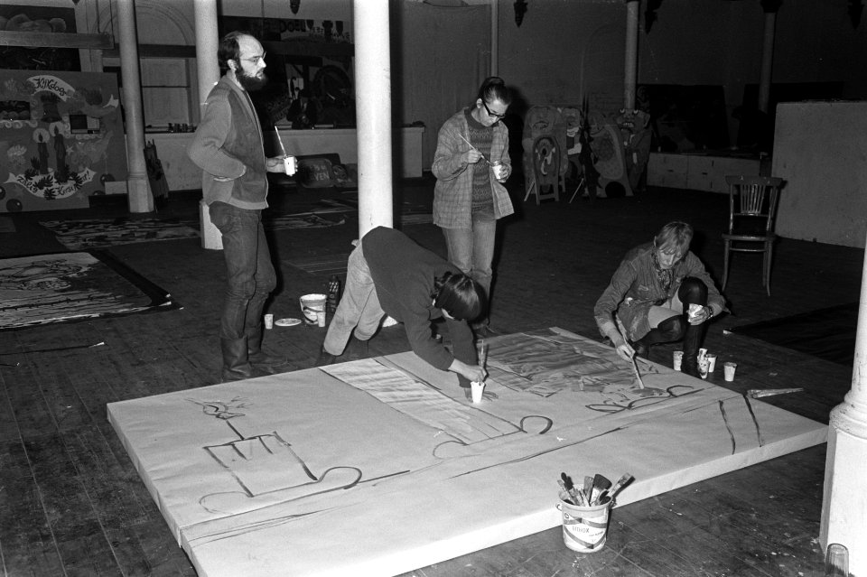 Anti-kerst in Paradiso, Bestanddeelnr 923-1040