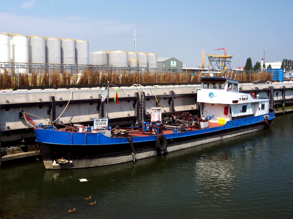 Aqua Amisia - ENI 02326540, Port of Rotterdam
