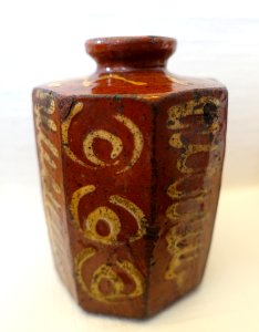 Aquavit bottle with pipeclay decoration, ceramic - Nordiska museet - Stockholm, Sweden - DSC00033