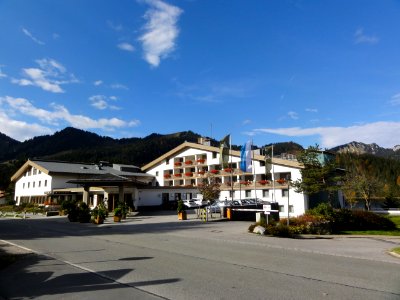 Arabella Alpenhotel am Spitzingsee (Straßenseite)