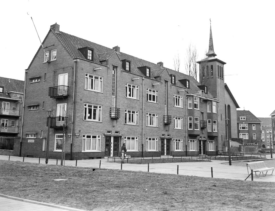 Appartementencomplex met kerkgebouw in Amsterdam-Zuid, Bestanddeelnr 907-0666