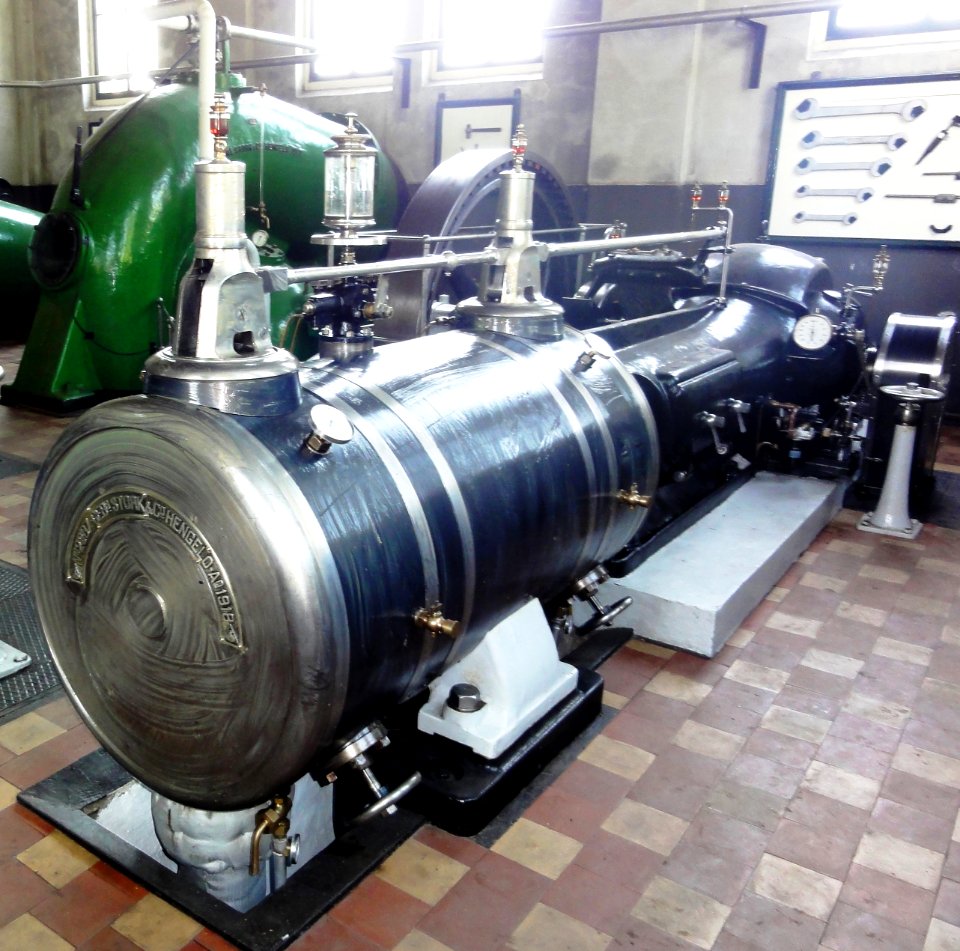 Appeltern, stoomgemaal de Tuut, een der 2 pompmachines