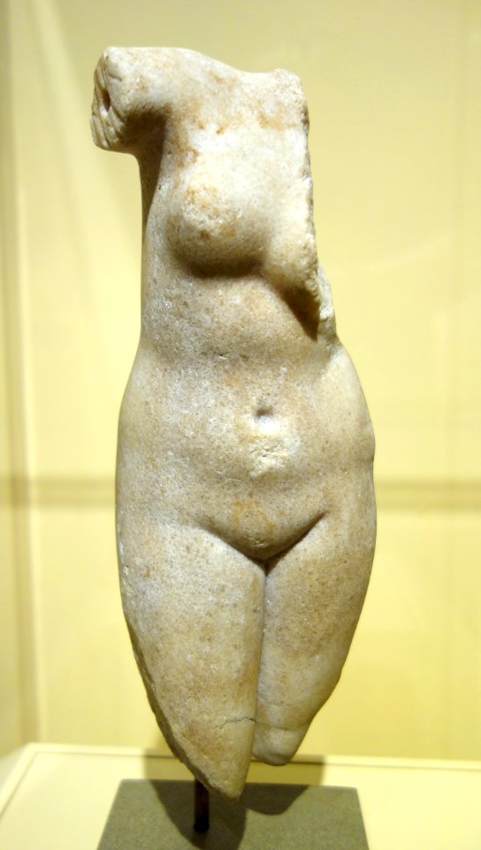 Aphrodite statuette, Greek, late Hellenistic of a type found in Egypt, 50 BC - 50 AD, crystalline Parian marble - Fitchburg Art Museum - DSC08686