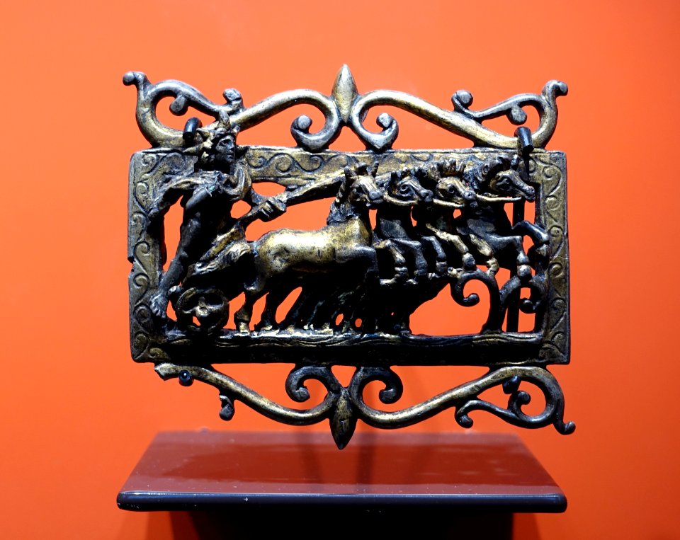 Apollo in quadriga, Butzbach, Wetteraukreis, late 2nd to early 3rd century AD, gilt silver - Hessisches Landesmuseum Darmstadt - Darmstadt, Germany - DSC09980