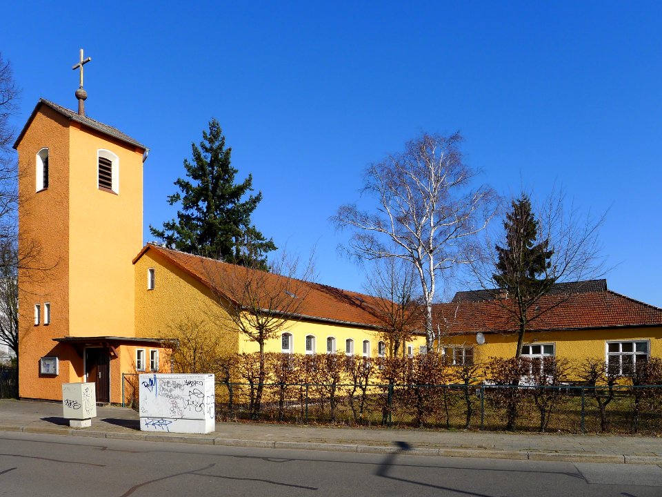 Apostel-Andreas-Kirche (Märkisches Viertel)