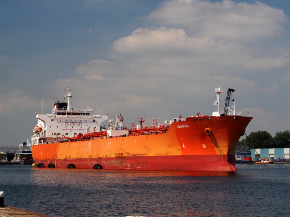 Aquadisiac (ship, 2008) IMO 9396713, Vlothaven, Port of Amsterdam pic1
