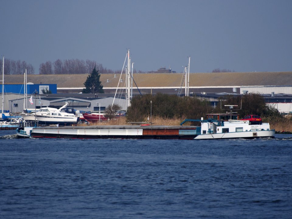 Aqua Vita, ENI 02315241, Noordzeekanaal, Port of Amsterdam, pic1