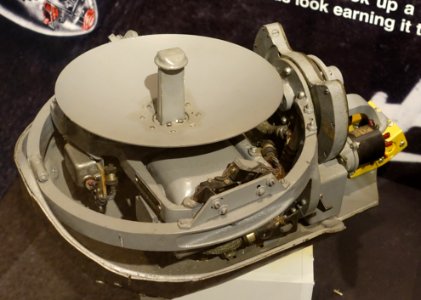 APG-26 antenna, gun aiming radar for the APQ-35 radar system - National Electronics Museum - DSC00323
