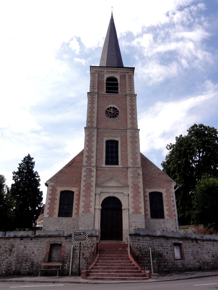 Artres (Nord,Fr) église, façade