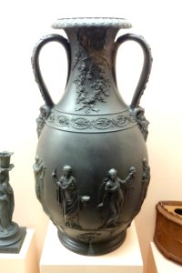 Apollo and the Muses Vase, view 1 - Wedgwood, designed 1768, made c. 1790 - Brooklyn Museum - Brooklyn, NY - DSC08947