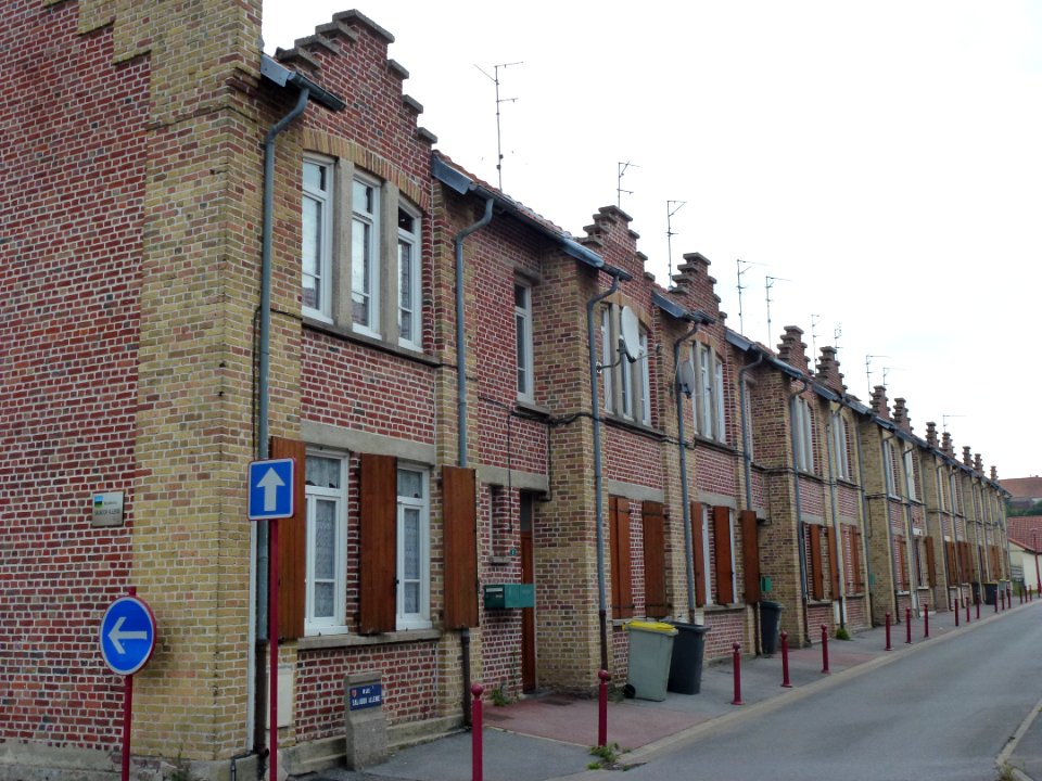 Arques (Pas-de-Calais, Fr) Rue Salvador Allende
