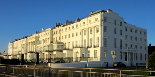 Arundel Terrace, Kemp Town, Brighton (NHLE Code 1377917) (December 2016) (4)
