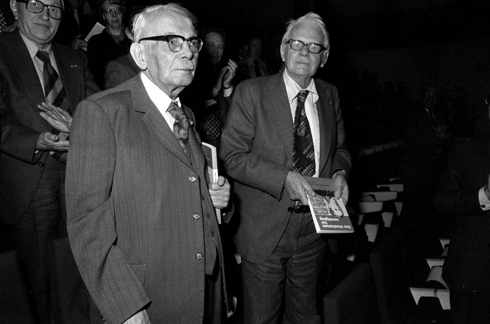 AR-partijraad in Rotterdam v.l.n.r, Donner, Roosjens en Algra, Bestanddeelnr 928-8841