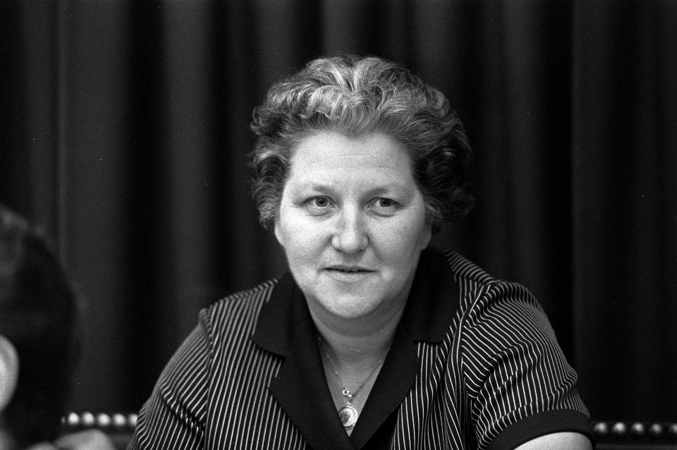 ARP-vicefractievoorzitter Hannie van Leeuwen (ARP), Bestanddeelnr 925-6858