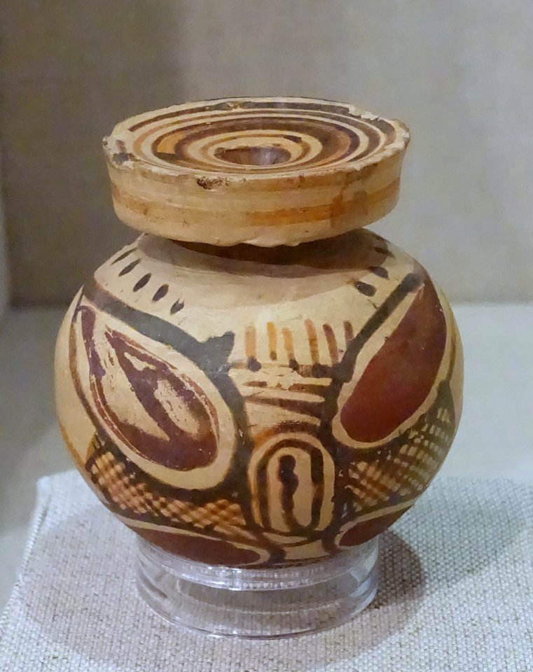 Aryballos, quatrefoil oil jar, Corinthian, 575-550 BC, terracotta - Spurlock Museum, UIUC - DSC05714