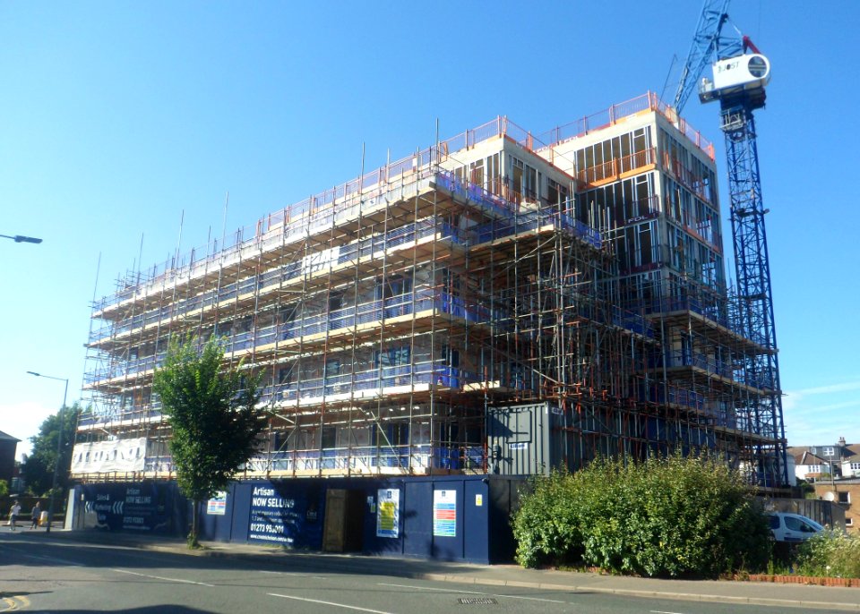 Artisan, 121–125 Davigdor Road, Hove (August 2017, under construction) (2)