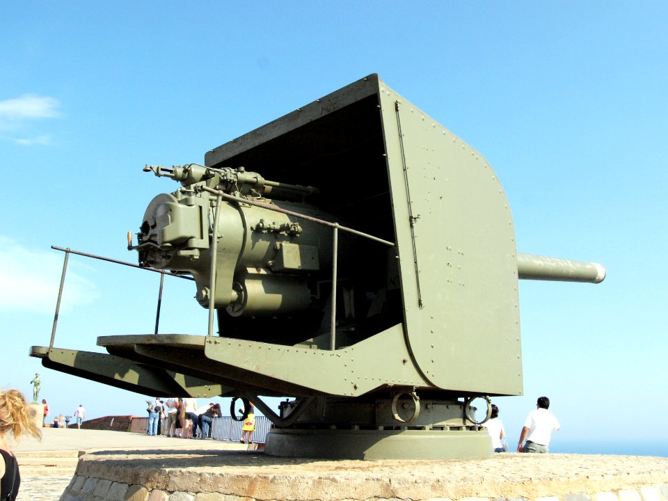 Artillery at the fortress on top of Montjuic, Barcelona pic2