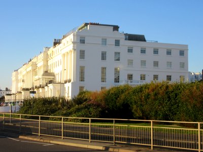 Arundel Terrace, Kemp Town, Brighton (NHLE Code 1377917) (December 2016) (2)