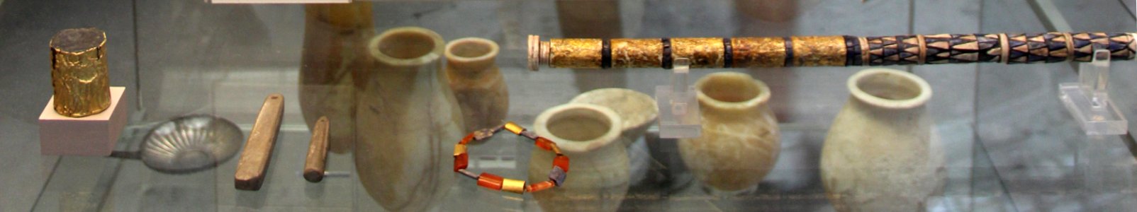Artifacts from PG 1236