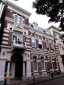 Arnhem Rijksmonument 516877 Emmastraat 71
