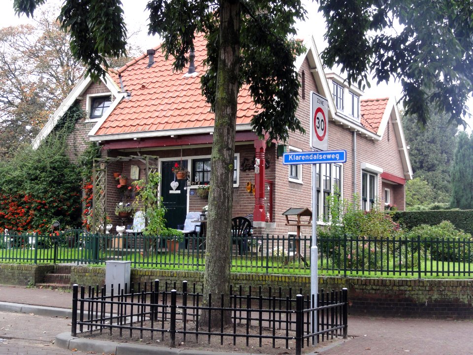 Arnhem Rijksmonument 516801 Klarendalseweg 223 hoek Vijverlaan