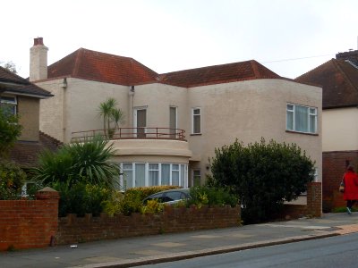 Art Deco House at 184 Nevill Avenue, West Blatchington (October 2014)