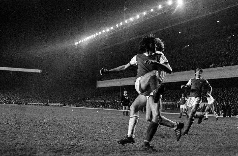 Arsenal tegen Ajax 0-1, kwartfinale Europacup I spelmoment, Bestanddeelnr 925-4756