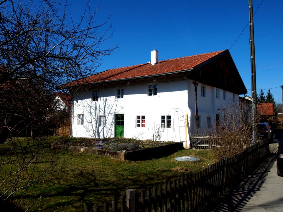 Ascher Bahnhofstrasse 8 (Asch)
