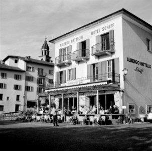 Ascona Terras van het Albergo Battello (Hotel Schiff), Bestanddeelnr 254-4836