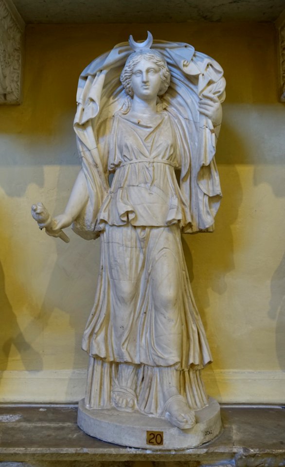 Artemis with torch - Museo Chiaramonti - Vatican Museums - DSC00957