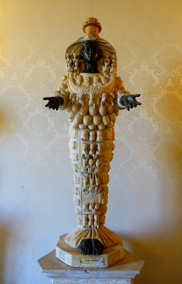 Artemis of Ephesus - Hall of Eagles - Musei Capitolini - Rome, Italy - DSC05814