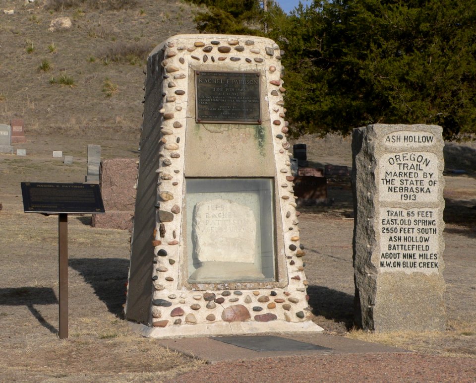 Ash Hollow Cemetery (Garden Co, NE) monuments 2