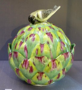 Artichoke tureens and covers (2 of 2), Chelsea, c. 1754-1755, soft-paste porcelain - California Palace of the Legion of Honor - DSC07618