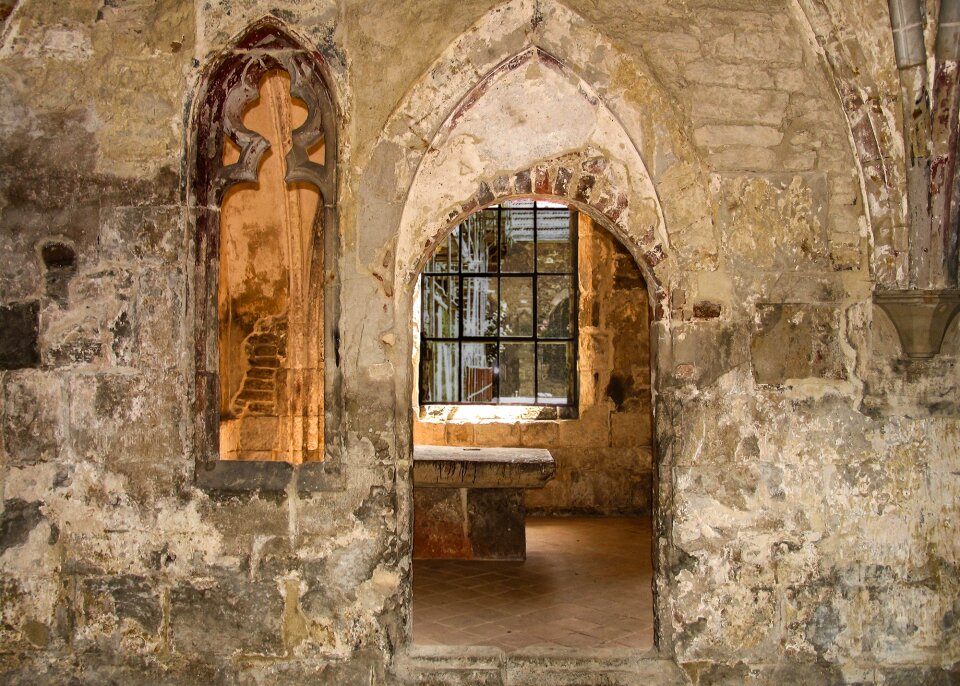 Blankenburg resin wall